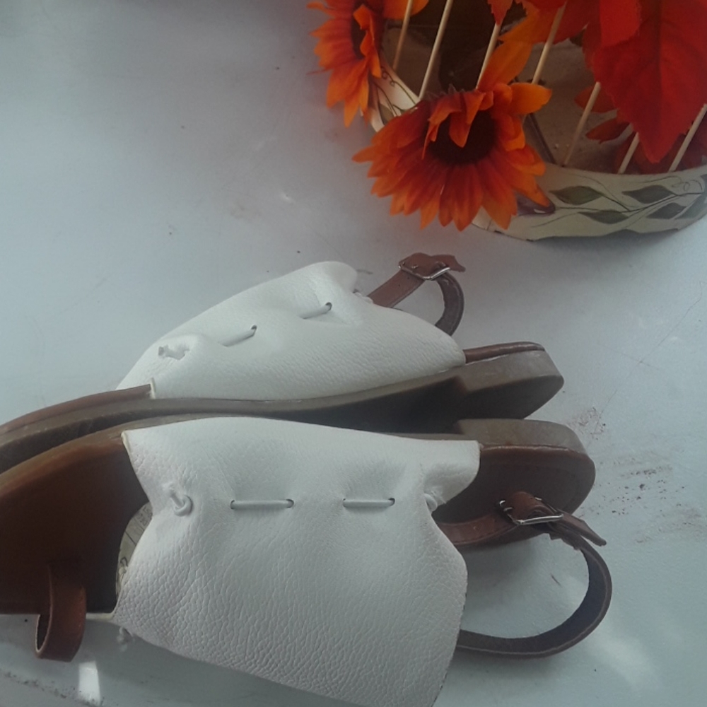 SANDALS 😍 - Picture 4 of 5